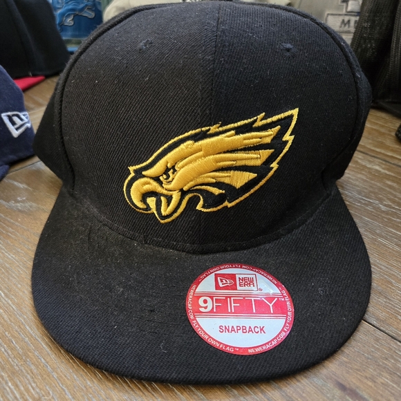 Men's hats bundle - Picture 7 of 11